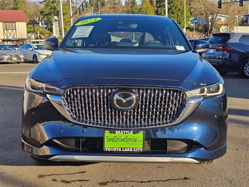 Used 2024 MAZDA CX-5 Signature image 2