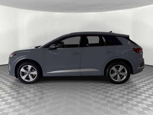 Used 2023 Audi Q4 e-tron Prestige AWD/4WD image 2