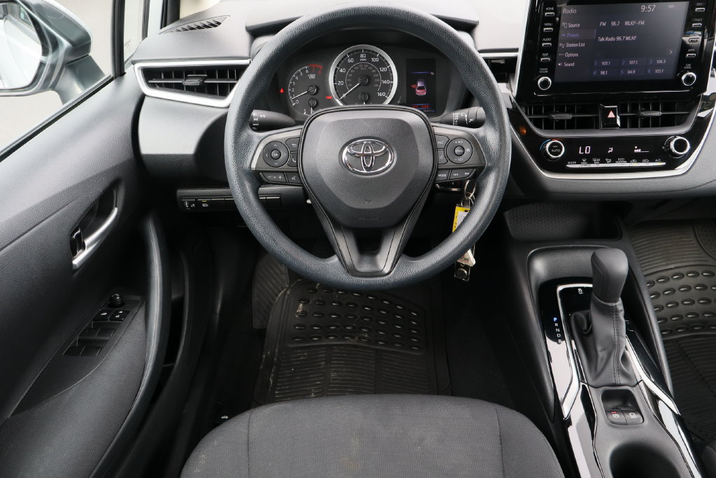 Used 2020 Toyota Corolla LE FWD image 22