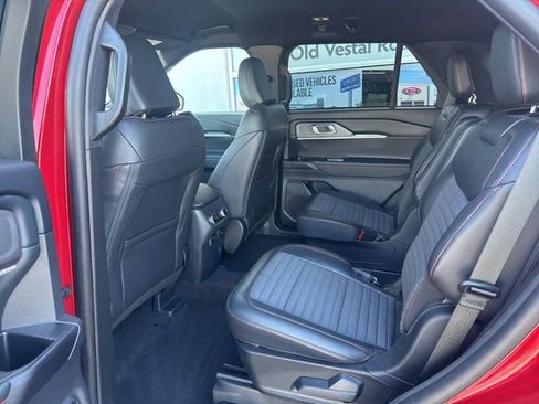 Used 2025 Ford Explorer ST-Line AWD/4WD image 23