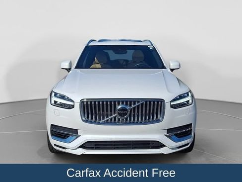 Used 2021 Volvo XC90 T8 Inscription w/ Advanced Package AWD/4WD image 2