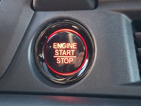 Used 2023 Honda Pilot TrailSport image 23