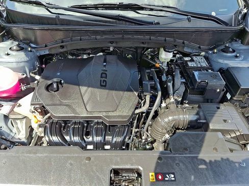 Used 2025 Hyundai Tucson SE image 32