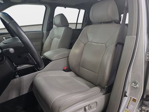 Used 2009 Honda Pilot Touring image 14