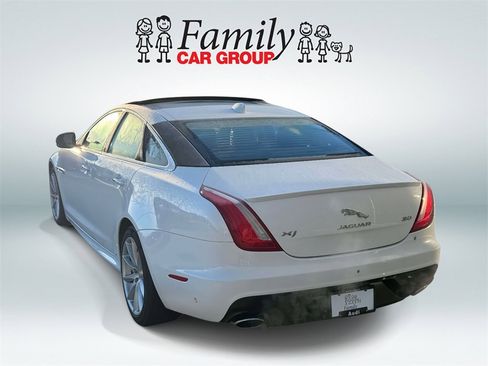 Used 2019 Jaguar XJ R-Sport image 4
