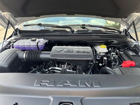 New 2026 RAM 1500 Express AWD/4WD image 28