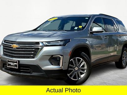 Used 2023 Chevrolet Traverse LT
