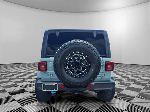 Used 2023 Jeep Wrangler Unlimited Sahara w/ Cold Weather Group AWD/4WD image 27