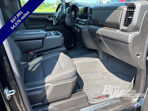 Used 2023 Chevrolet Silverado 1500 RST AWD/4WD image 14