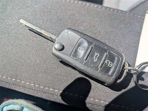 Used 2017 Volkswagen Beetle 1.8T S image 26