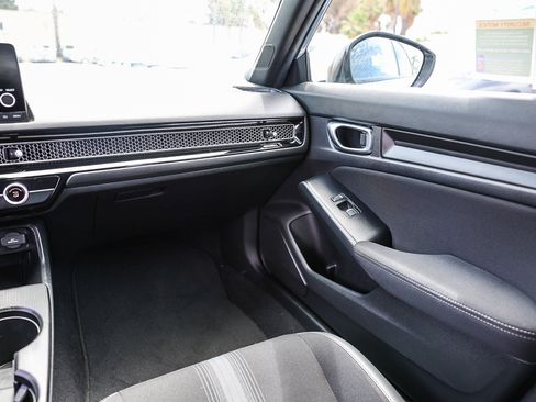 Certified 2024 Honda Civic Sport image 6