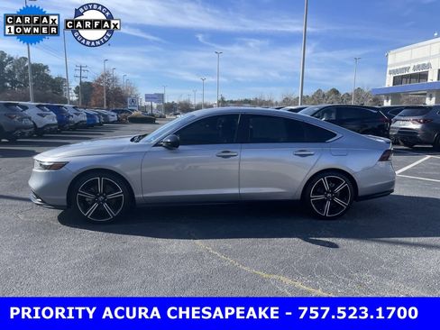 Used 2023 Honda Accord Sport image 2