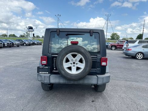 Used 2015 Jeep Wrangler Sport w/ Quick Order Package 23S AWD/4WD image 10