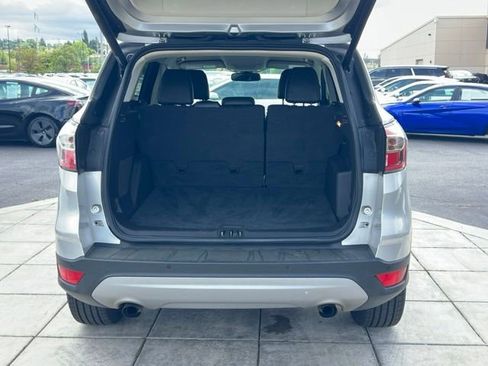Used 2017 Ford Escape Titanium AWD/4WD image 33