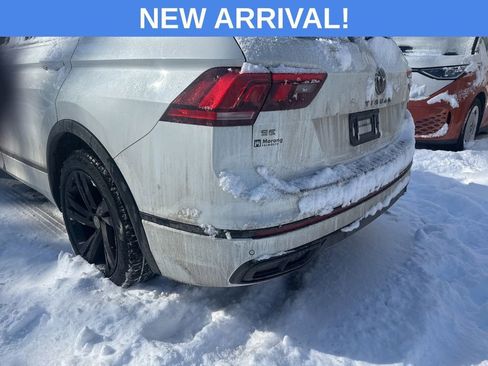 Used 2023 Volkswagen Tiguan SE R-Line image 9