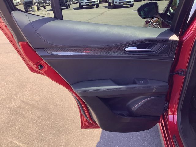Used 2022 Alfa Romeo Stelvio Quadrifoglio w/ Active Assist Plus Package AWD/4WD image 26