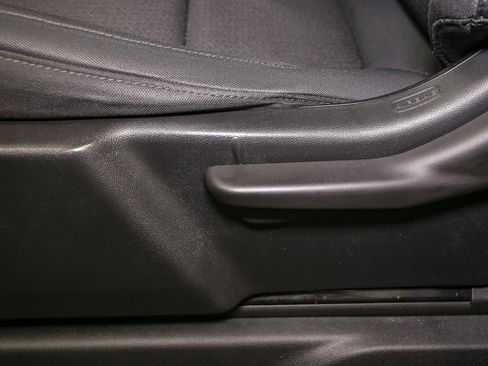 Used 2019 Chevrolet Silverado 1500 Custom Trail Boss w/ Custom Convenience Package image 34