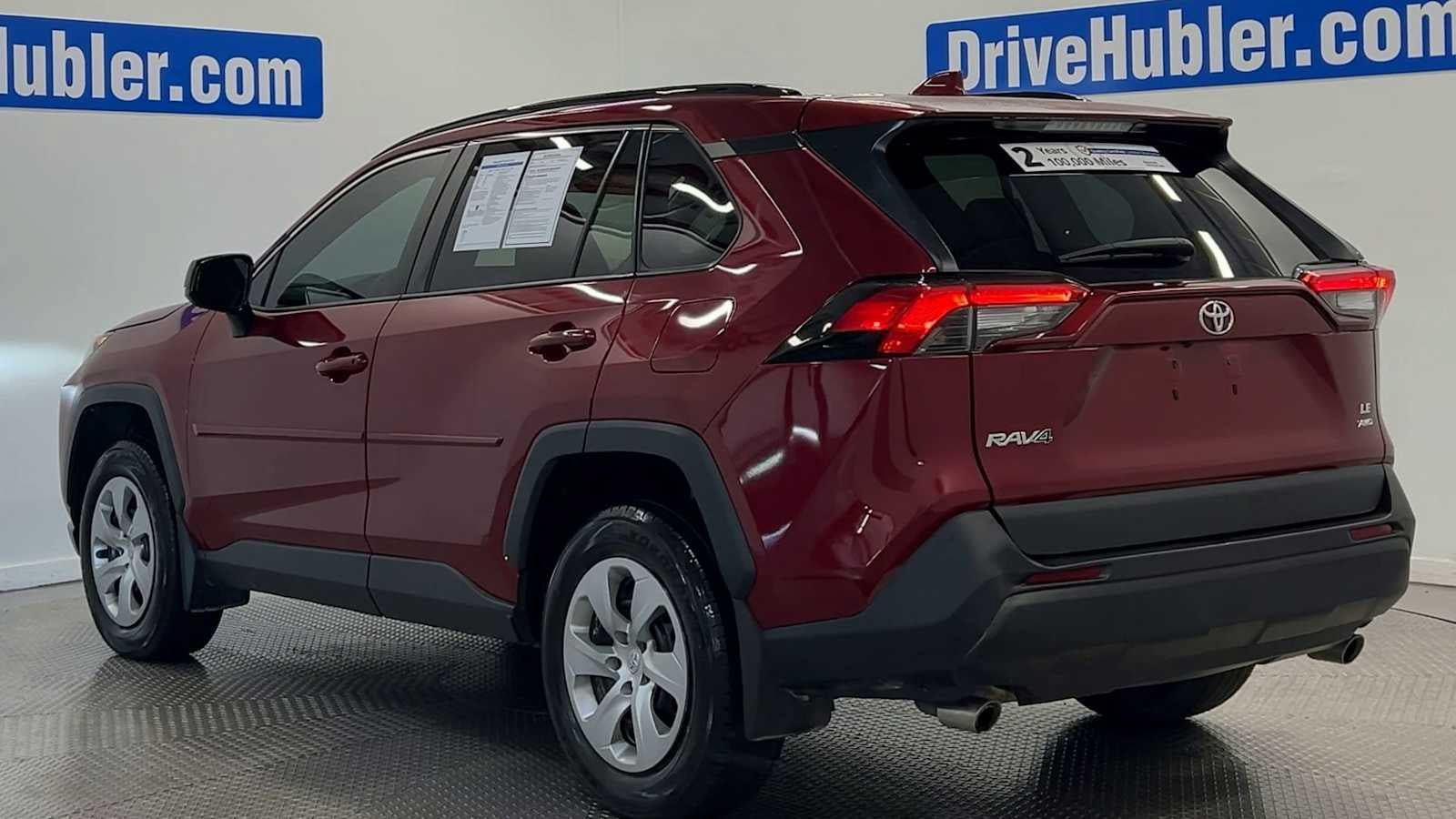 Used 2021 Toyota RAV4 LE AWD/4WD image 6