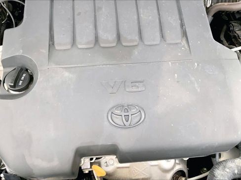 Used 2017 Toyota Avalon XLE image 27