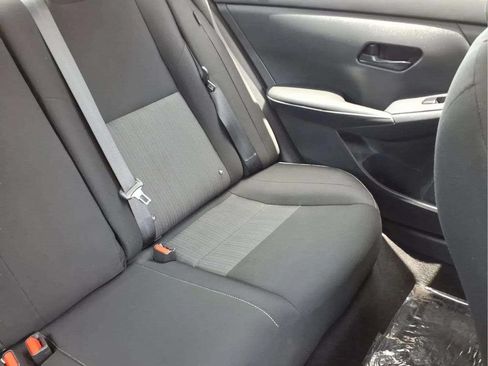 Used 2024 Nissan Sentra SV FWD image 18