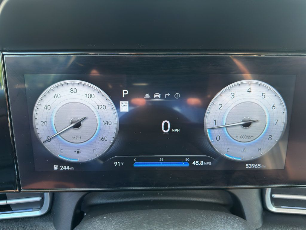 Used 2024 Hyundai Elantra Limited FWD image 13