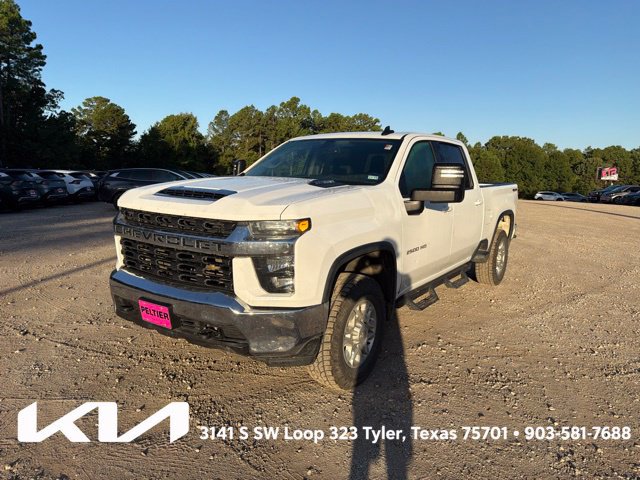 Used 2021 Chevrolet Silverado 2500 LT w/ Fleet Comfort Package AWD/4WD image 3