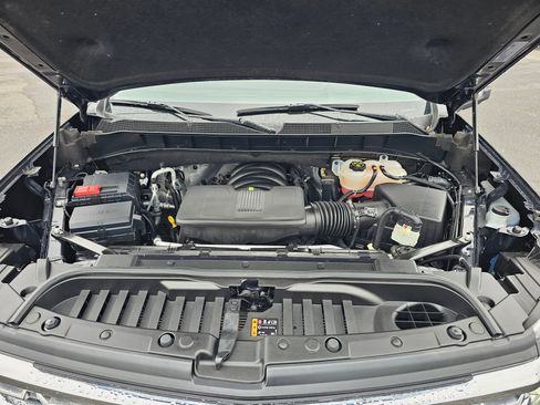 Used 2024 Chevrolet Silverado 1500 LTZ image 9