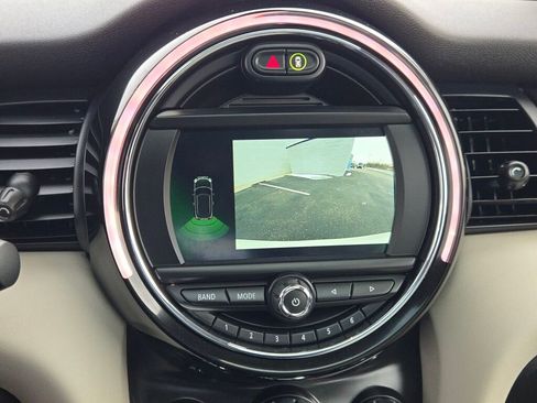 Used 2019 MINI Cooper S w/ Signature Upholstery Package image 19