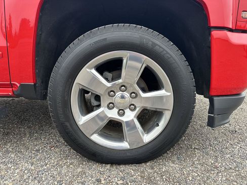 Used 2017 Chevrolet Silverado 1500 LT AWD/4WD image 44