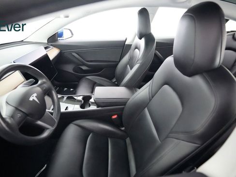 Used 2019 Tesla Model 3 Standard Range Plus RWD image 4