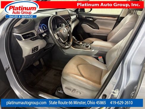 Used 2023 Toyota Highlander Platinum AWD/4WD image 10