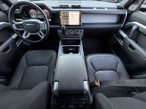 Used 2023 Land Rover Defender 130 SE AWD/4WD image 11