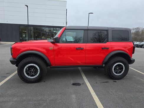 Used 2024 Ford Bronco Badlands w/ Sasquatch Package image 7