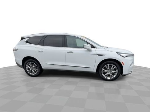 Certified 2024 Buick Enclave Essence w/ Experience Buick Package AWD/4WD image 9