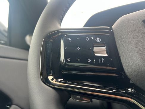 Certified 2025 Land Rover Range Rover Evoque Dynamic SE AWD/4WD image 15