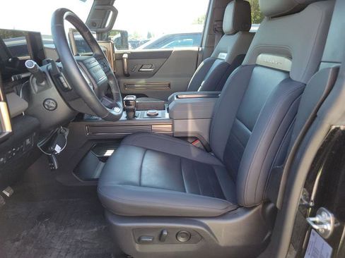 Used 2024 GMC Hummer EV 2X w/ LPO, Sport Package AWD/4WD image 7