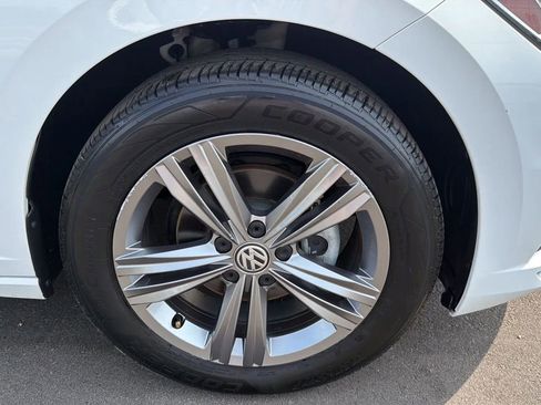 Used 2019 Volkswagen Jetta R-Line FWD image 29
