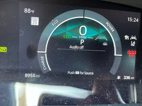 Used 2026 Toyota Camry SE w/ Convenience Package FWD image 21
