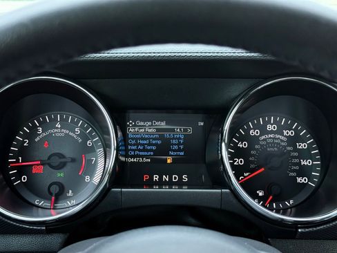 Used 2017 Ford Mustang Coupe RWD image 31