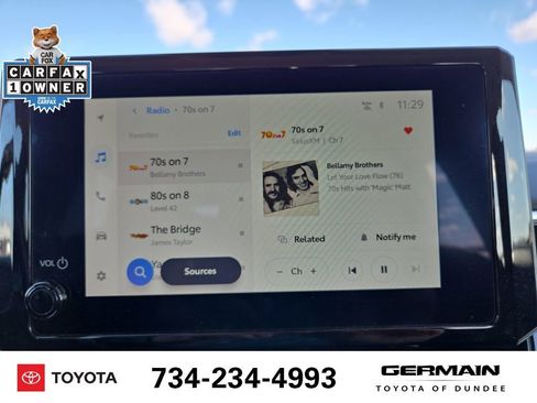 Used 2025 Toyota Corolla LE image 27