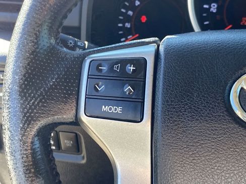 Used 2011 Toyota 4Runner Limited image 23