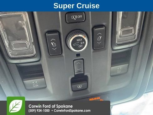 Used 2025 GMC Yukon XL Denali Ultimate AWD/4WD image 15