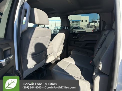 Used 2018 Chevrolet Silverado 1500 W/T w/ Trailering Package image 11