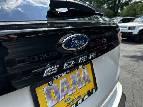 Used 2023 Ford Edge Titanium AWD/4WD image 46