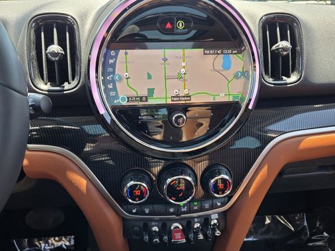 Certified 2024 MINI Cooper Countryman S w/ Signature Upholstery Package FWD image 23
