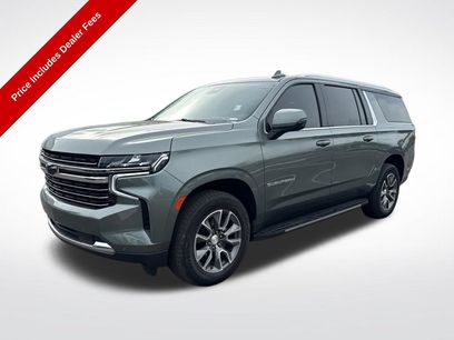 Used 2024 Chevrolet Suburban LT w/ Luxury Package