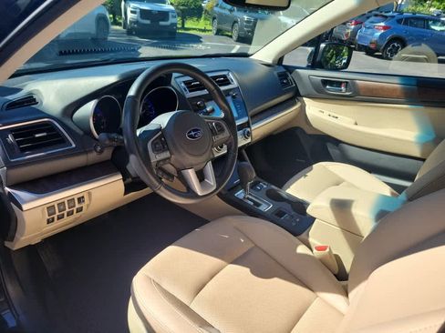 Used 2016 Subaru Outback 2.5i Limited AWD/4WD image 27