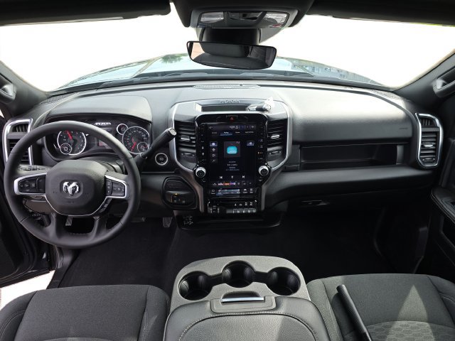 Used 2026 RAM 2500 Big Horn AWD/4WD image 32