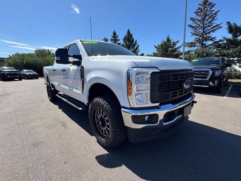 Used 2024 Ford F350 XL w/ Snow Plow Prep Package AWD/4WD image 4
