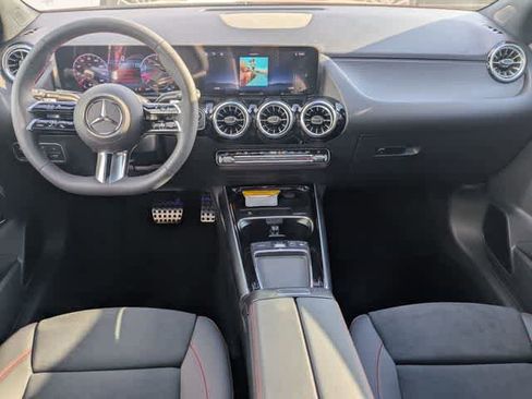 Used 2026 Mercedes-Benz GLA 250 image 16